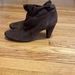 BCBG ankle booties size 8.5, brown suede